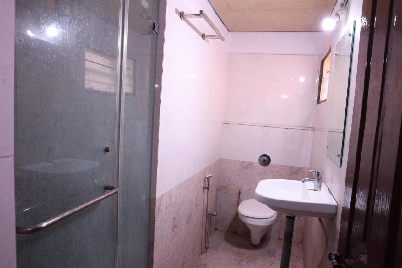 Smilestay Bns Lodge Bangalore Eksteriør bilde