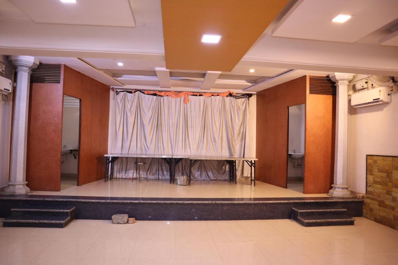 Smilestay Bns Lodge Bangalore Eksteriør bilde