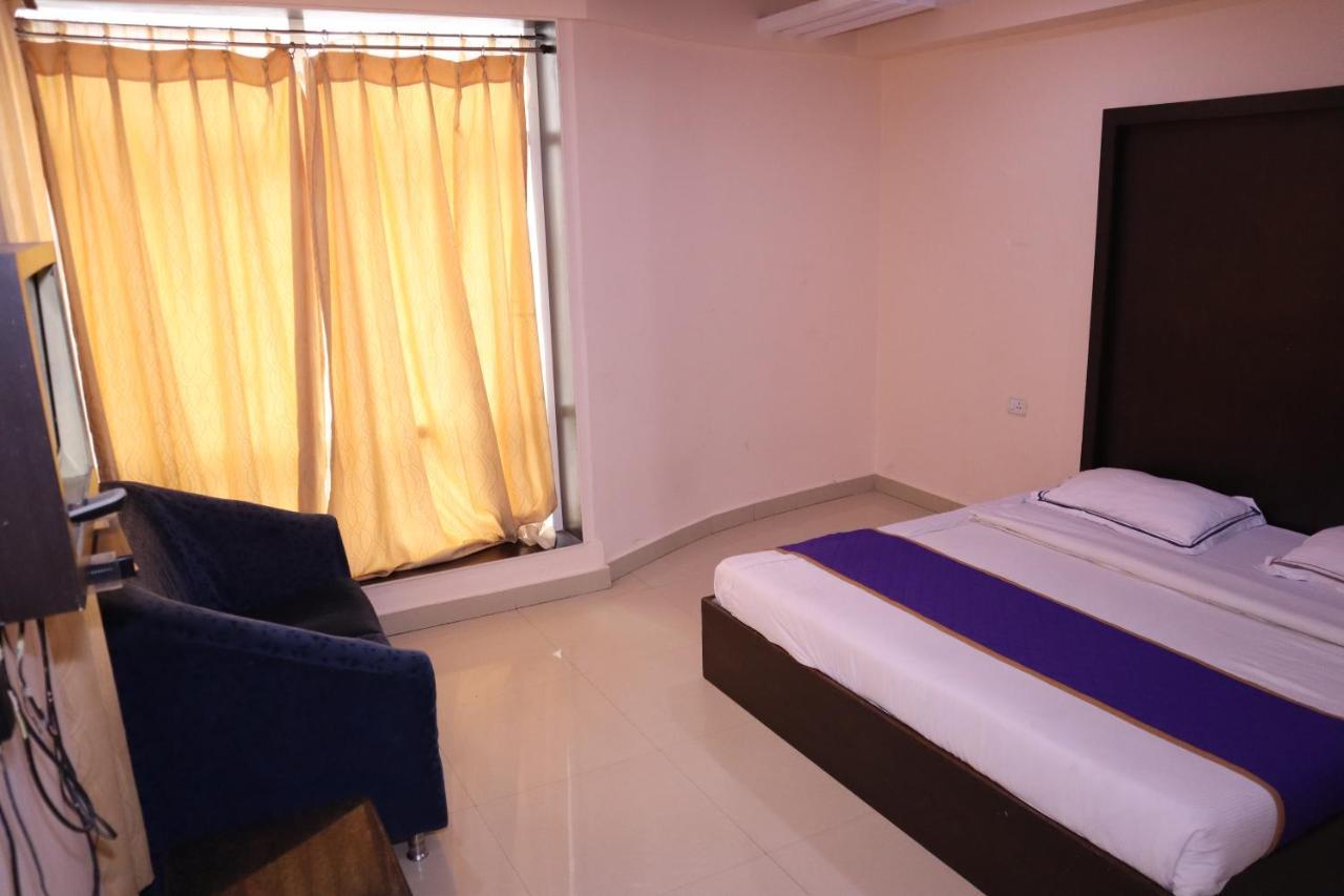 Smilestay Bns Lodge Bangalore Eksteriør bilde
