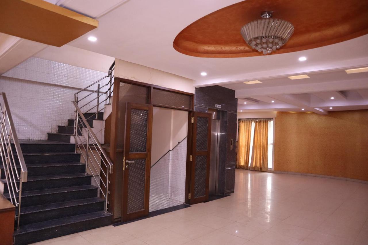 Smilestay Bns Lodge Bangalore Eksteriør bilde