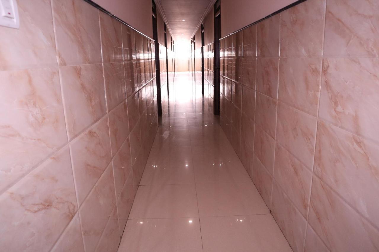 Smilestay Bns Lodge Bangalore Eksteriør bilde