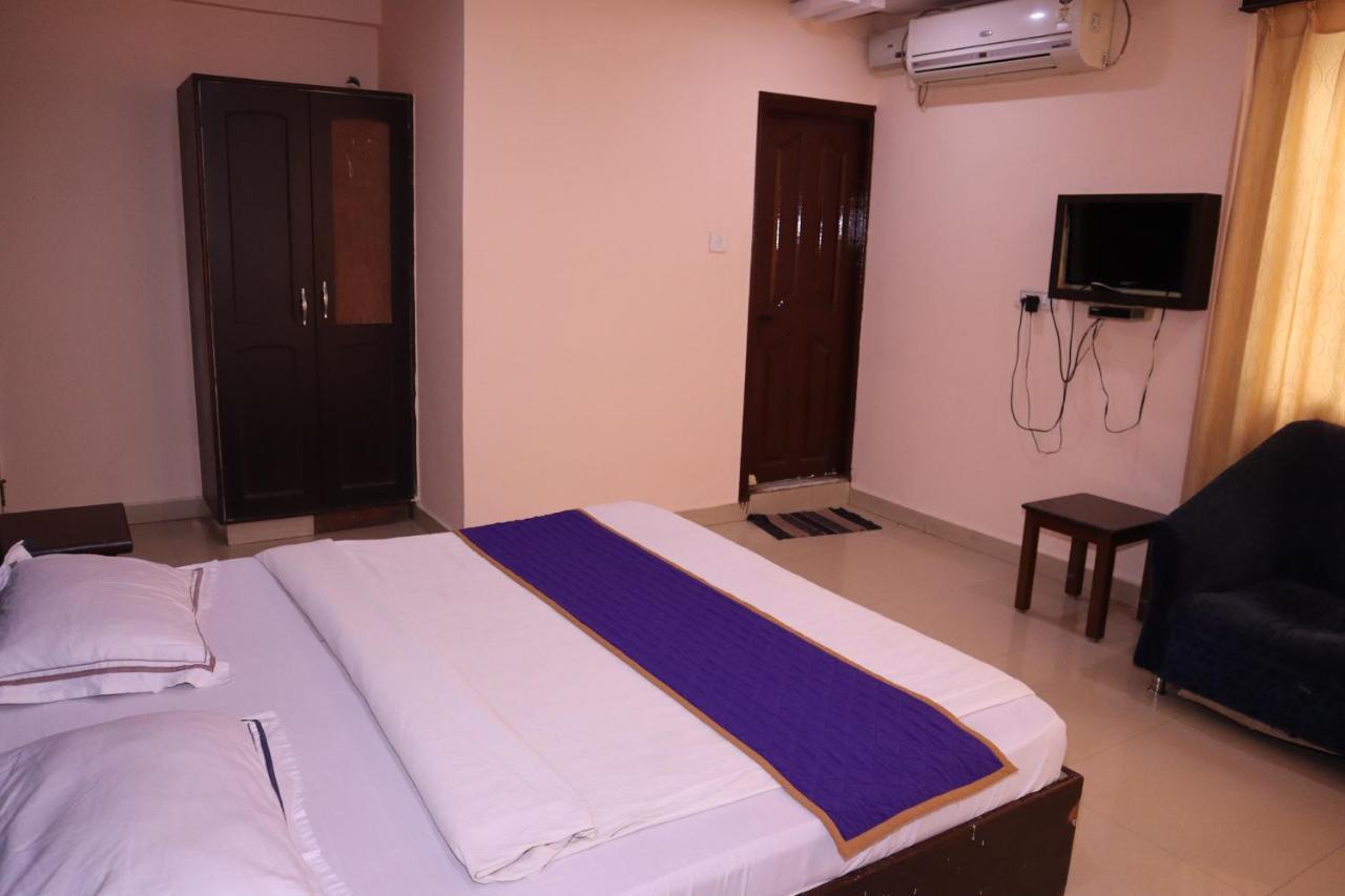 Smilestay Bns Lodge Bangalore Eksteriør bilde