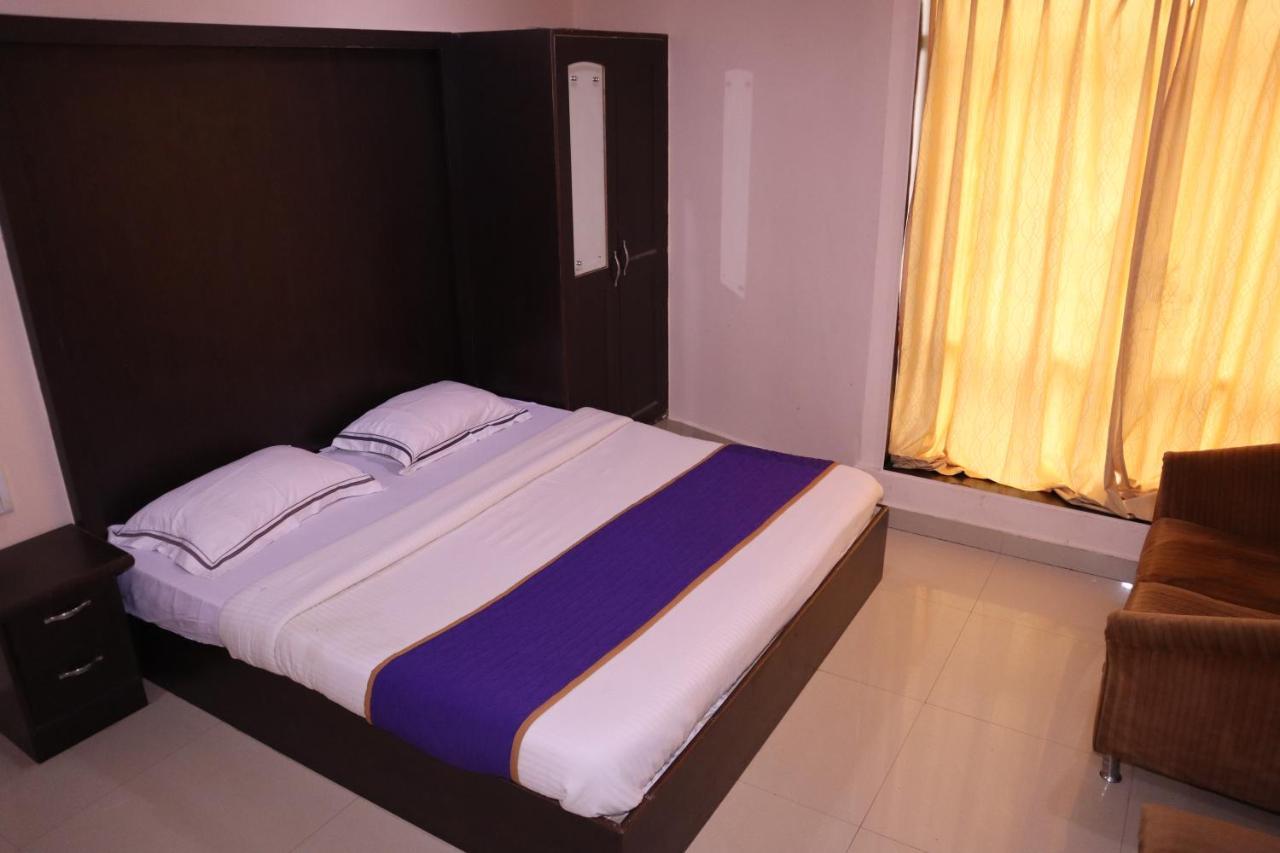 Smilestay Bns Lodge Bangalore Eksteriør bilde
