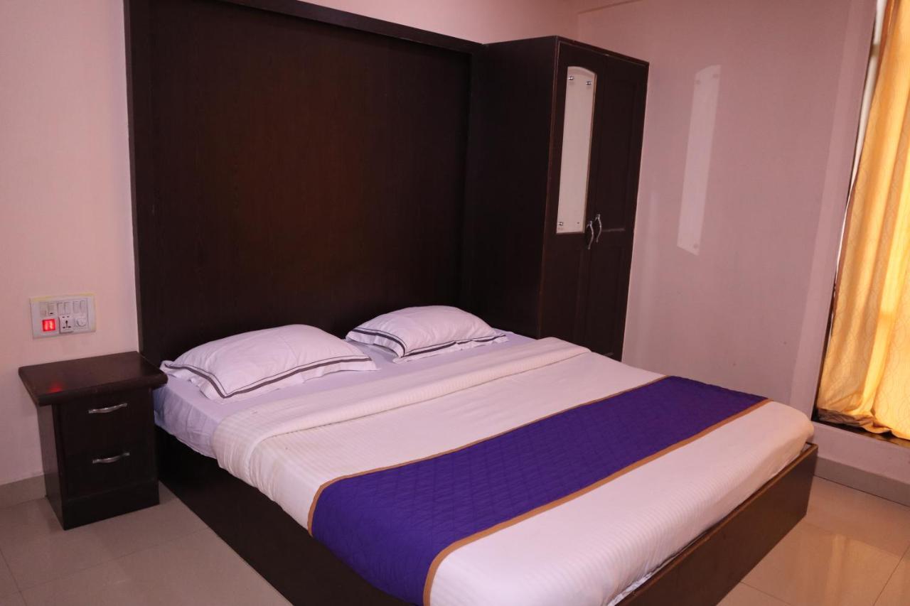 Smilestay Bns Lodge Bangalore Eksteriør bilde