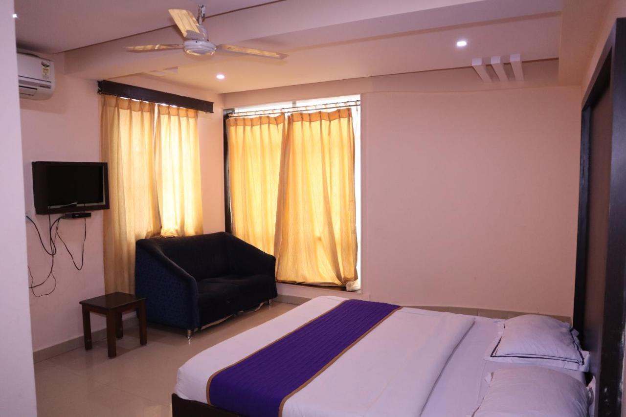 Smilestay Bns Lodge Bangalore Eksteriør bilde